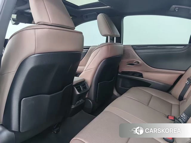 Lexus ES id 4279333 из Китая 12