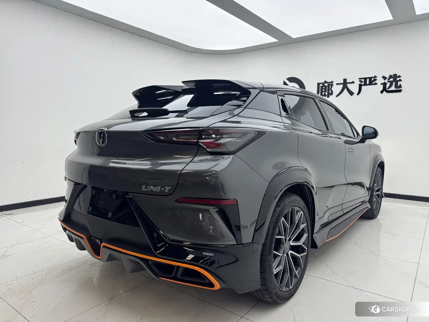 Chang'an UNI-T 2023 Silver/gray из Китая, фото 5