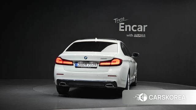 BMW 5 Series (G30) id 3831900 из Кореи 14