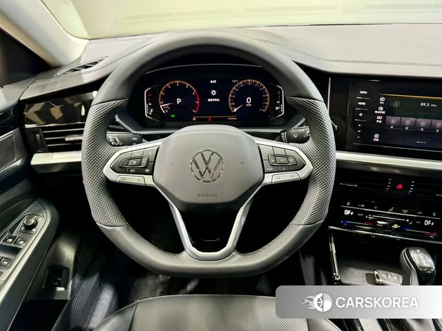 Volkswagen Passat id 3824381 из Китая 24