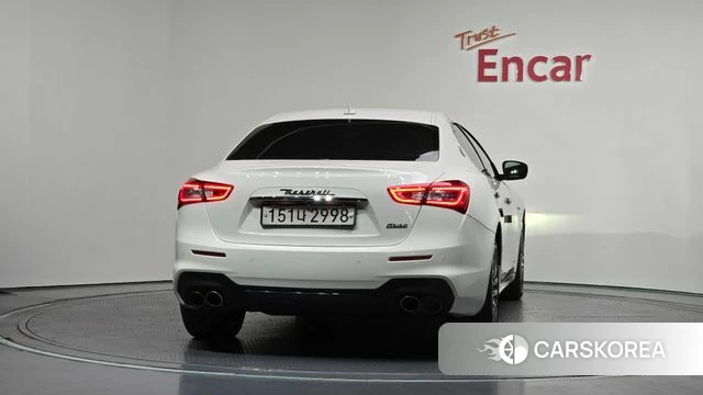 Maserati Ghibli id 3898923 из Кореи 14