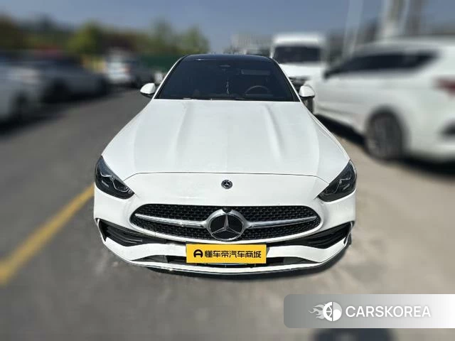 Mercedes-Benz Class C 2025 Белый из Китая, фото 4