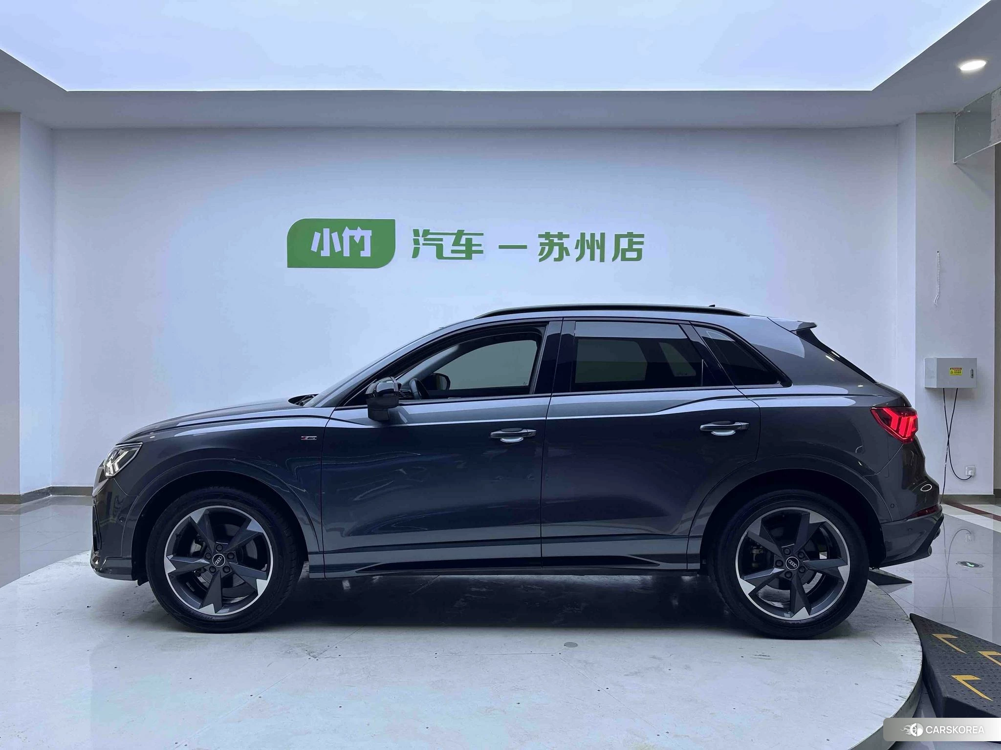 Audi Q3 id 4479610 из Китая 14