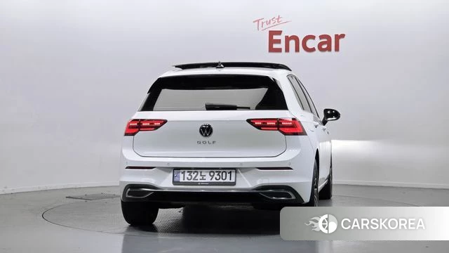 Volkswagen Golf 8th Generation id 3941018 из Кореи 14