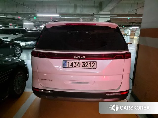 Kia Carnival 4th generation 2022 Белый из Кореи, фото 4