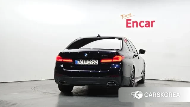 BMW 5 Series (G30) id 3747133 из Кореи 14