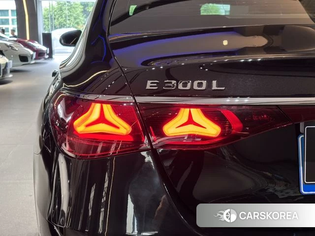 Mercedes-Benz E-class id 4313708 из Китая 34