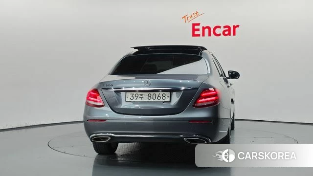 Mercedes-Benz E-Class W213 id 4785596 из Кореи 27