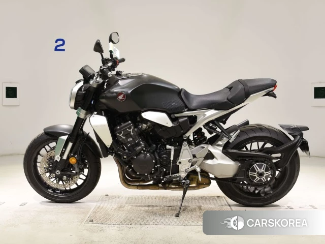Honda CB1000R 2022 из Японии