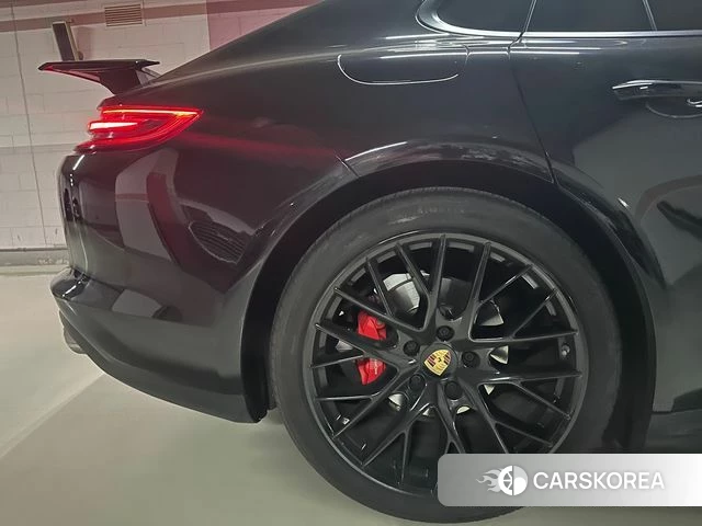 Porsche Panamera (971) 2018 Черный из Кореи, фото 4