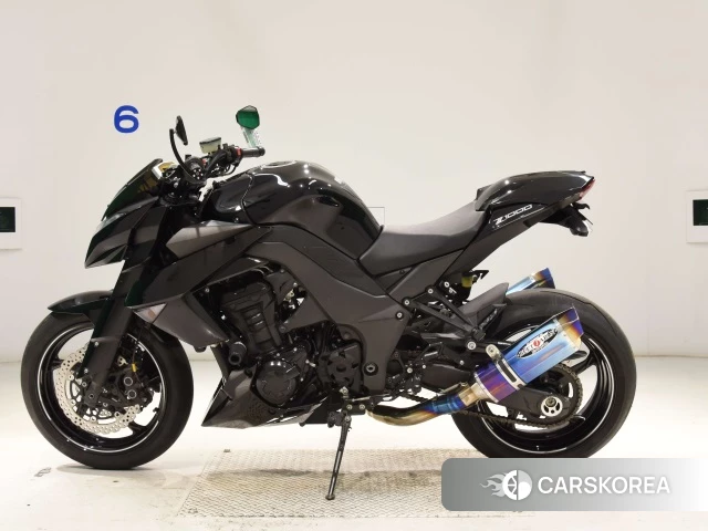 Проданный Kawasaki Z1000 2013 из Японии