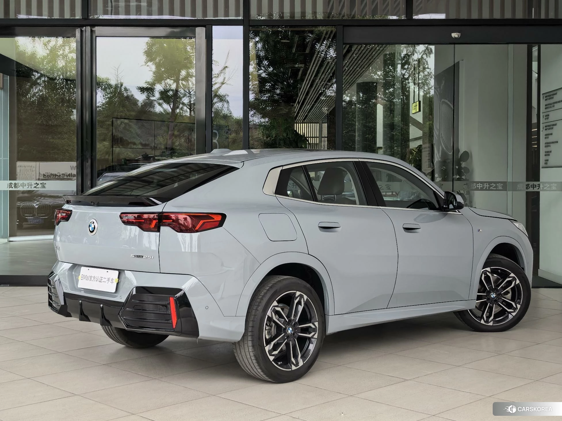 BMW X2 (import) 2024 Темно-серый из Китая, фото 5