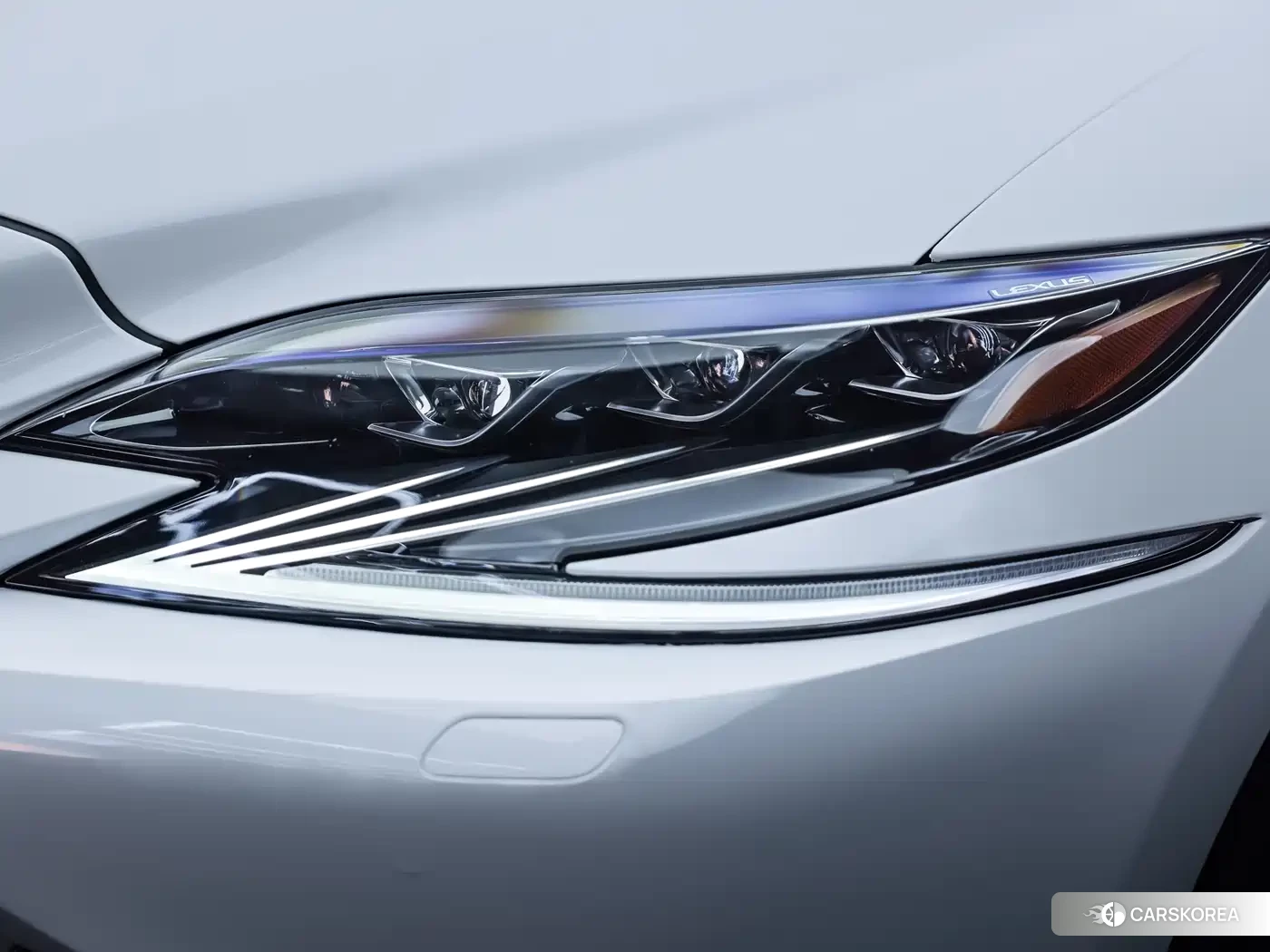 Lexus LS id 4565401 из Китая 25
