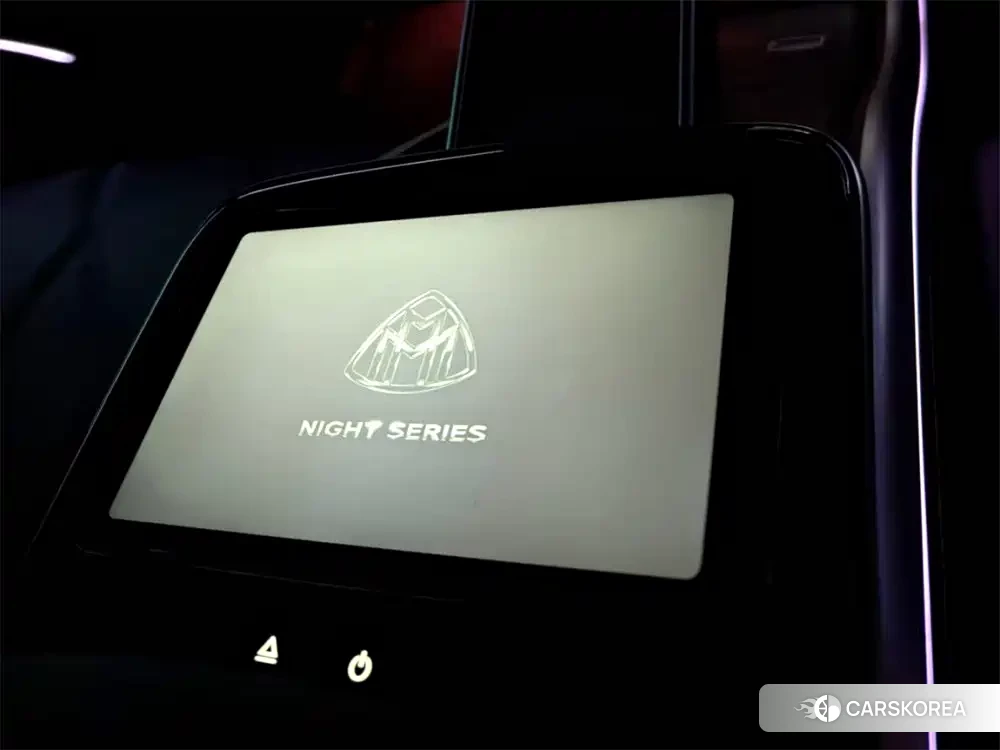 Mercedes-Benz Maybach EQS SUV 2026 Белый из Китая, фото 5