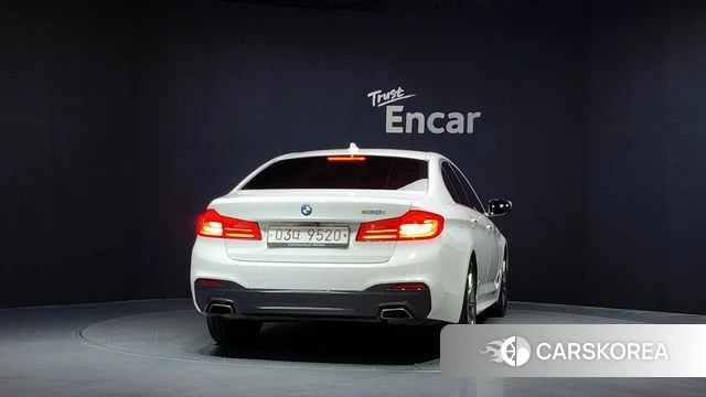 BMW 5 Series (G30) id 4536833 из Кореи 26