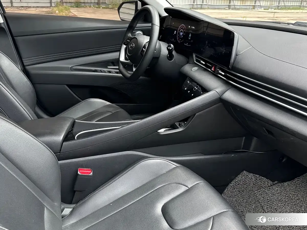 Hyundai Elantra 2022 Белый из Китая, фото 4