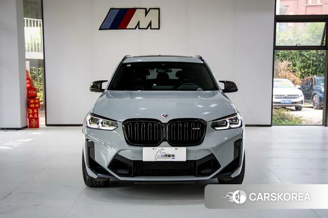 BMW X3 M 2023 Серебристо-серый из Китая, фото 4