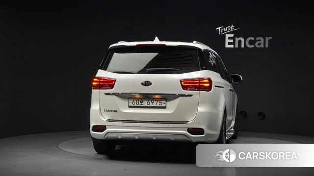 Kia The New Carnival id 4937656 из Кореи 28