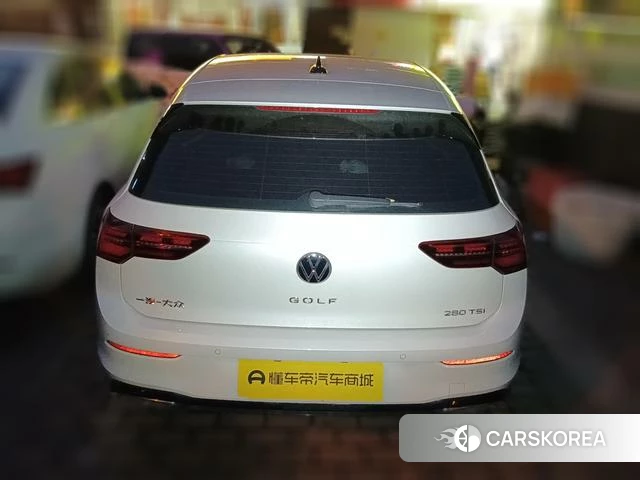 Volkswagen Golf 2024 Белый из Китая, фото 4