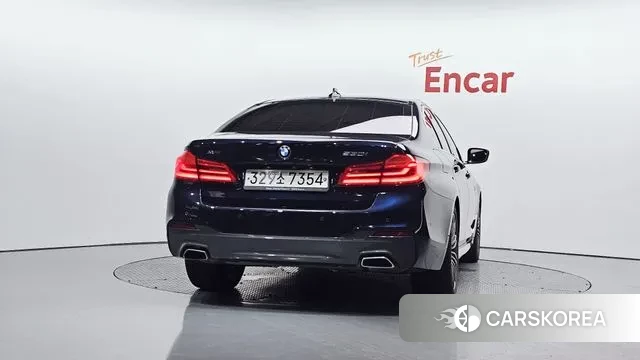 BMW 5 Series (G30) id 3038825 из Кореи 14