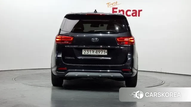 Kia The New Carnival id 2510452 из Кореи 14