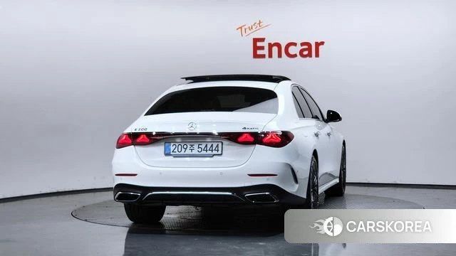 Mercedes-Benz E-Class W214 id 4539572 из Кореи 29