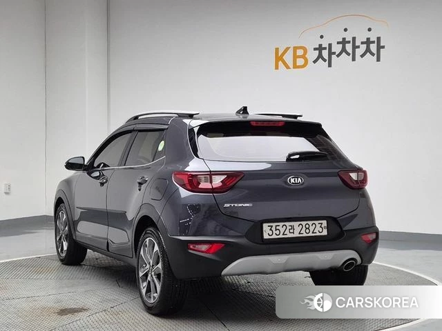 Kia Stonic id 3872880 из Кореи 13