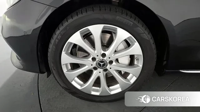 Mercedes-Benz E-Class W213 id 3484496 из Кореи 14