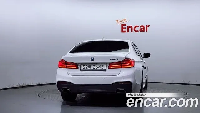 BMW 5 Series (G30) id 2892159 из Кореи 14