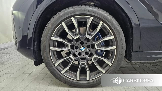BMW X6 (G06) id 4634919 из Кореи 26