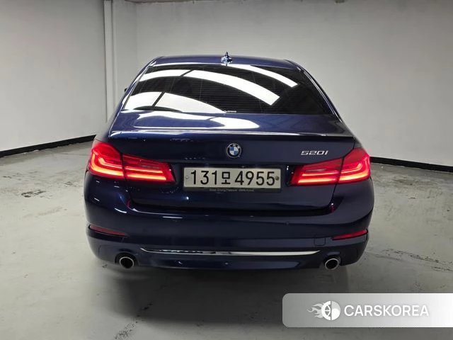 BMW 5 Series (G30) id 4780972 из Кореи 14