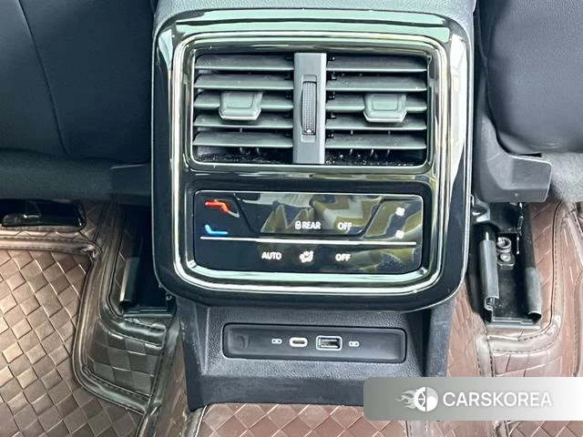 Volkswagen Passat id 4258577 из Китая 21