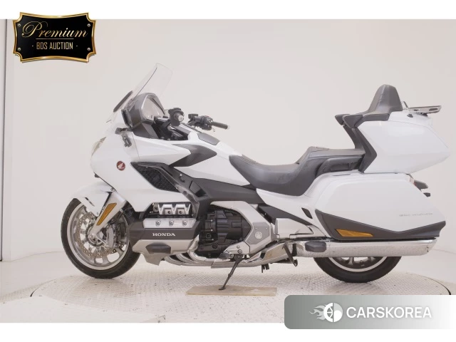 Проданный Honda GL1800 TOUR DCT 2020 из Японии, фото 2