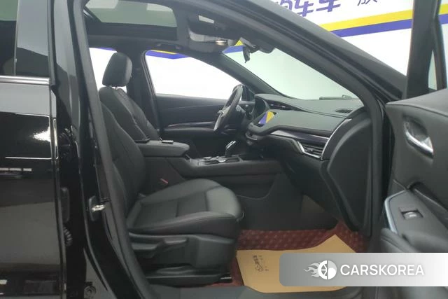 Cadillac XT4 id 3804955 из Китая 11