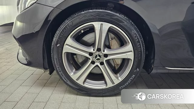 Mercedes-Benz E-Class W213 id 4620158 из Кореи 24