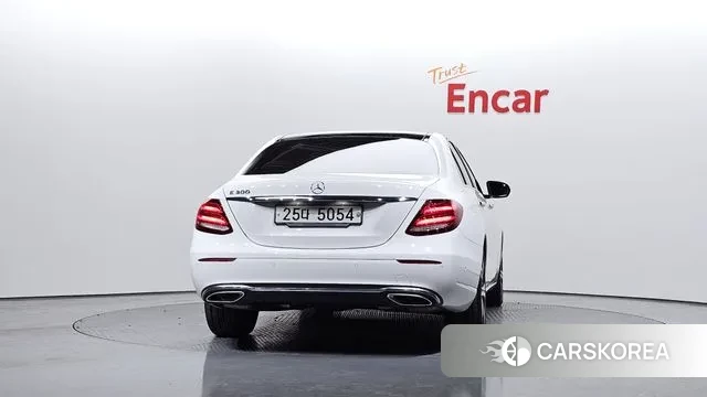 Mercedes-Benz E-Class W213 id 3718331 из Кореи 14