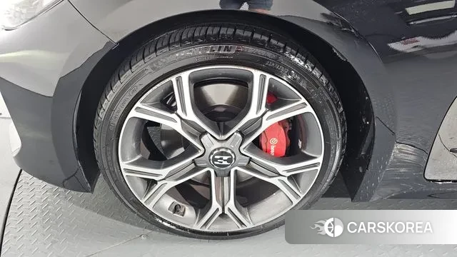 Kia Stinger id 3060328 из Кореи 14