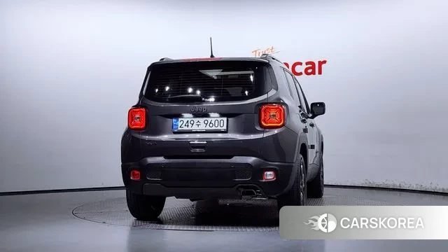 Jeep Renegade id 3043959 из Кореи 14