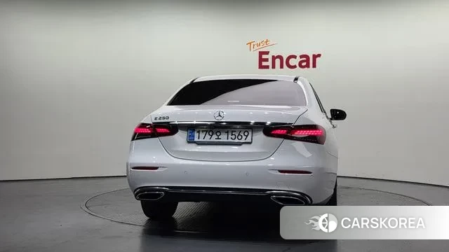 Mercedes-Benz E-Class W213 id 3778215 из Кореи 14