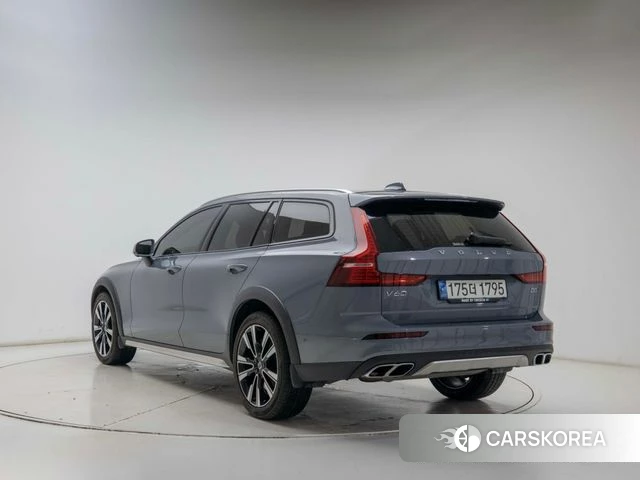 Volvo V60 Cross-Country 2nd Generation id 4593085 из Кореи 13