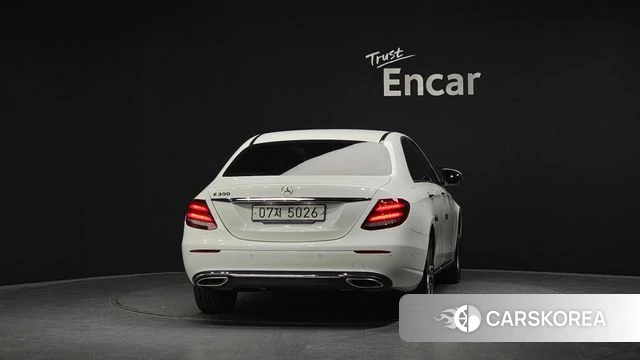 Mercedes-Benz E-Class W213 id 3861573 из Кореи 14