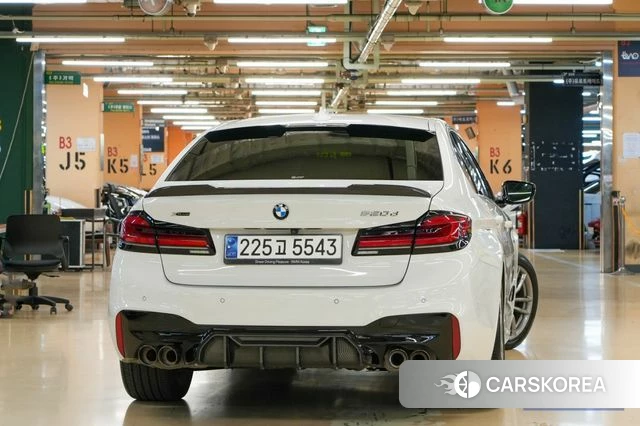 BMW 5 Series (G30) id 4446788 из Кореи 14