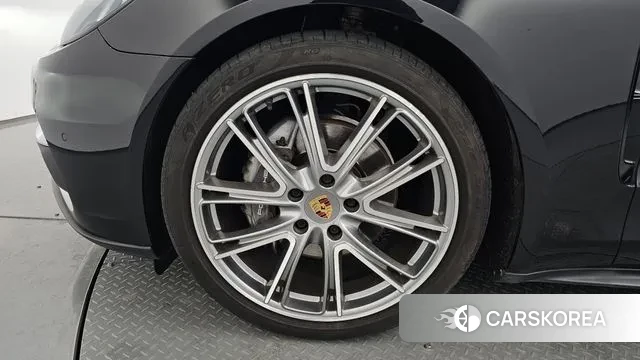 Porsche Panamera (971) id 3692618 из Кореи 14