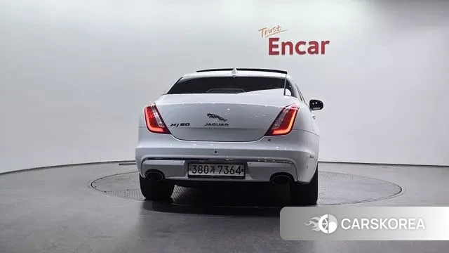 Jaguar All New XJ id 3428883 из Кореи 14