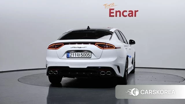 Kia Stinger id 3873617 из Кореи 14