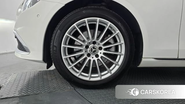 Mercedes-Benz E-Class W213 id 4775094 из Кореи 28