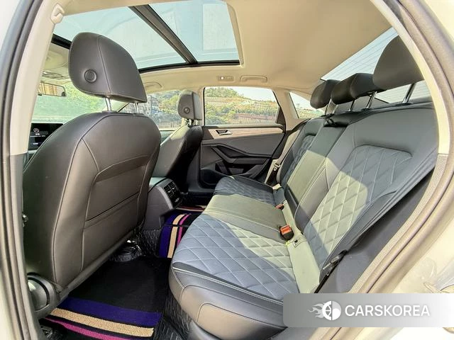 Volkswagen Sagitar 2024 Белый из Китая, фото 4