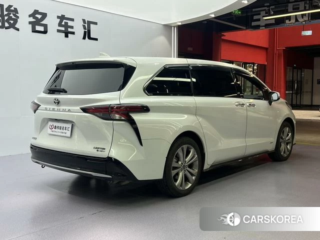 Toyota Saina id 4257463 из Китая 12