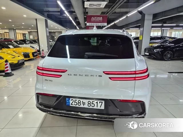 Genesis GV70 id 3763517 из Кореи 14