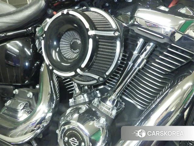 Engine photo